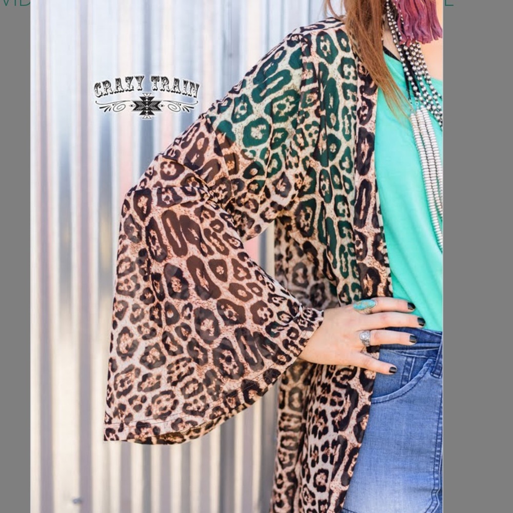 Crazy Train La Vida Leopard Bell Sleeve Duster - Picture 4 of 5